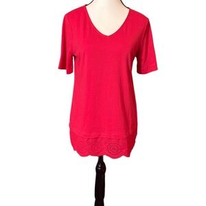 Chico’s V-Neck Tee Eyelet S